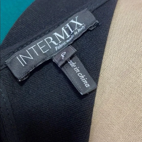 Intermix Black Green BodyCon Top - Picture 9 of 10